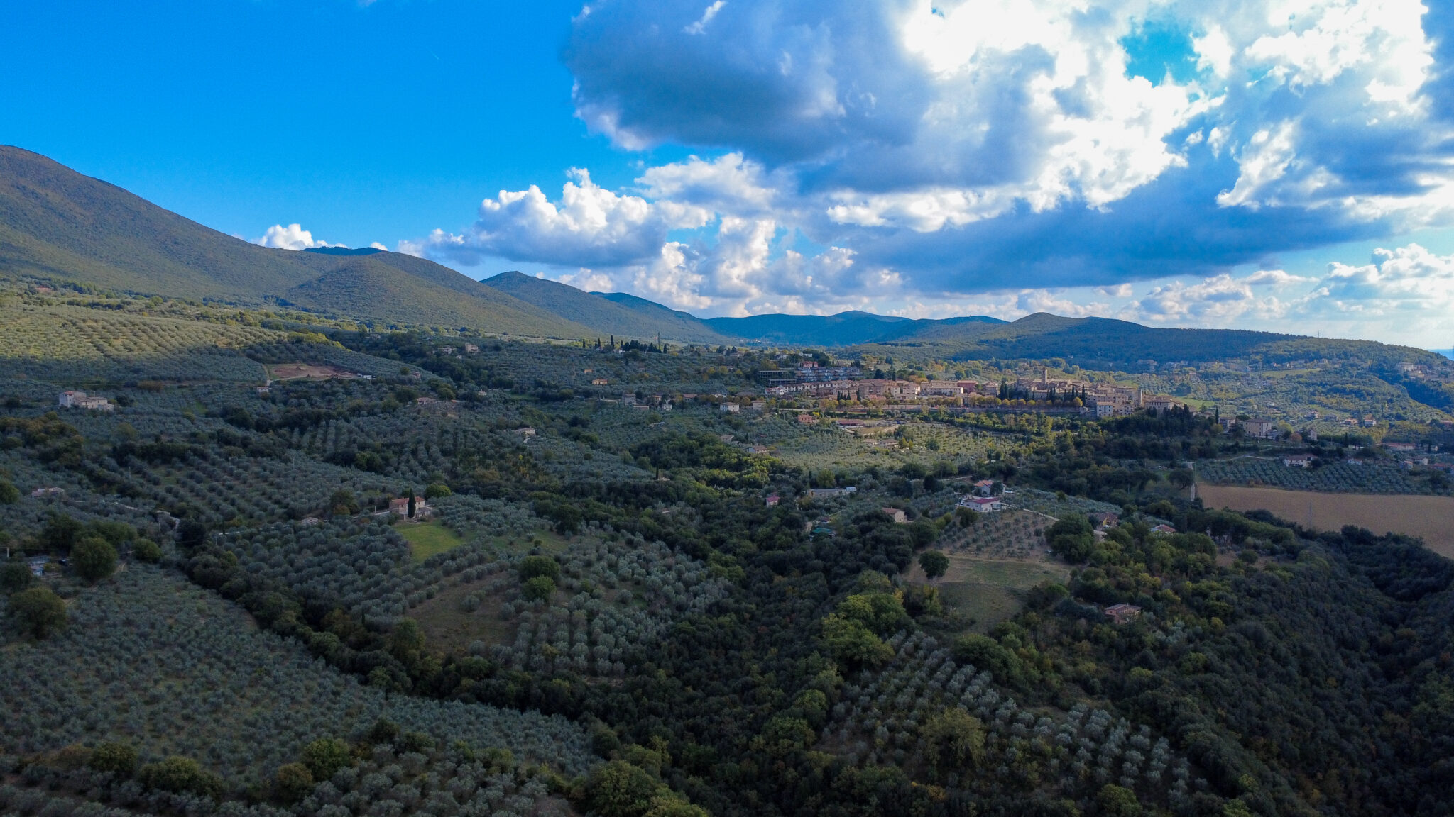 vista montecchio nuvole
